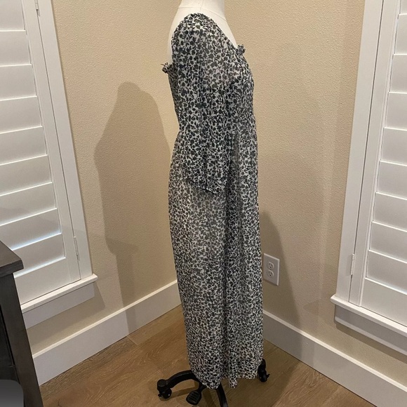 Baum Und Pferdgarten Judith Smocked Floral Midi Dress Green Peasant Boho Small - Picture 3 of 11